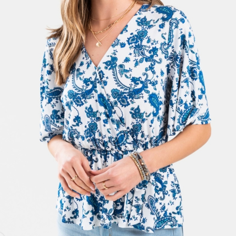 NWT Mi Ami Francesca's Collections Avette Paisley Surplice Blouse Top Size XXS